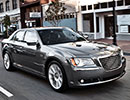 Chrysler introduce pe toată gama de modele transmisii automate cu 8 şi 9 trepte