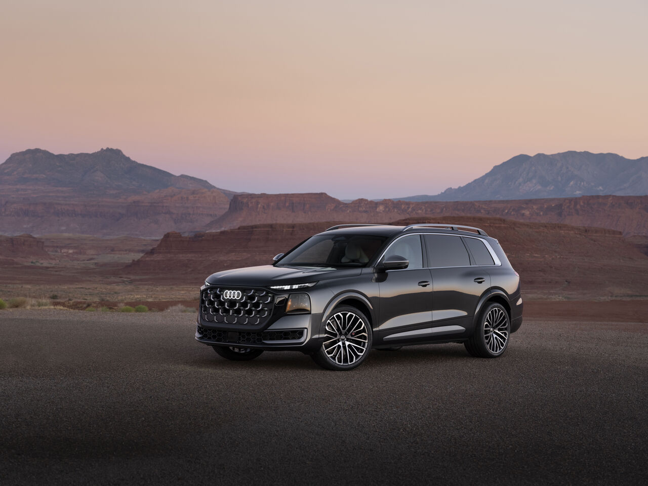Audi Q9 devine noul SUV flagship al mărcii: Dimensiuni, tehnologii și prețuri oficiale