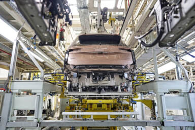 Škoda Auto a început producția noului SUV electric Peaq la uzina din Mladá Boleslav