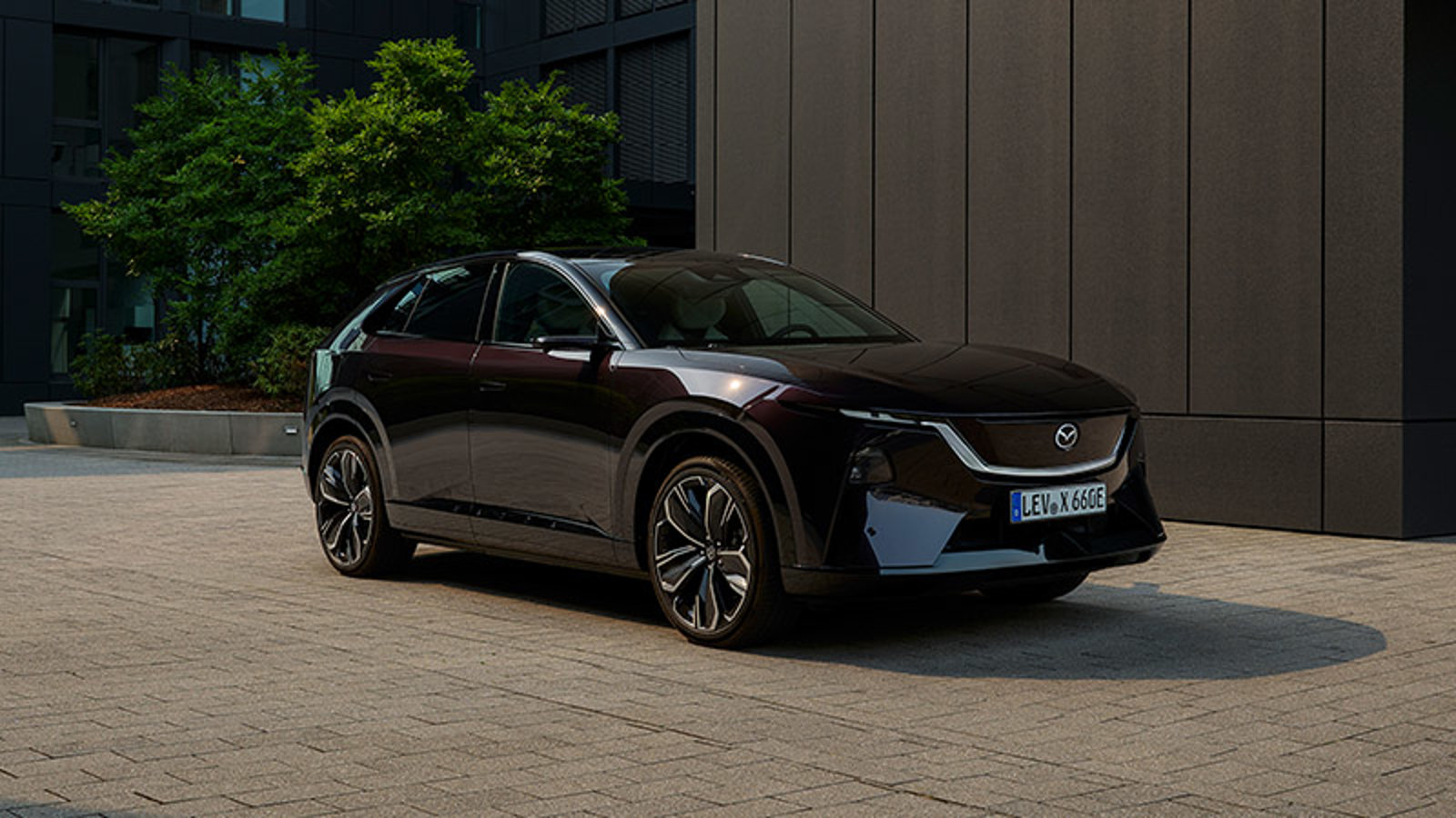 Noul Mazda CX-6e: Toate detaliile despre SUV-ul electric cu autonomie de 484 km